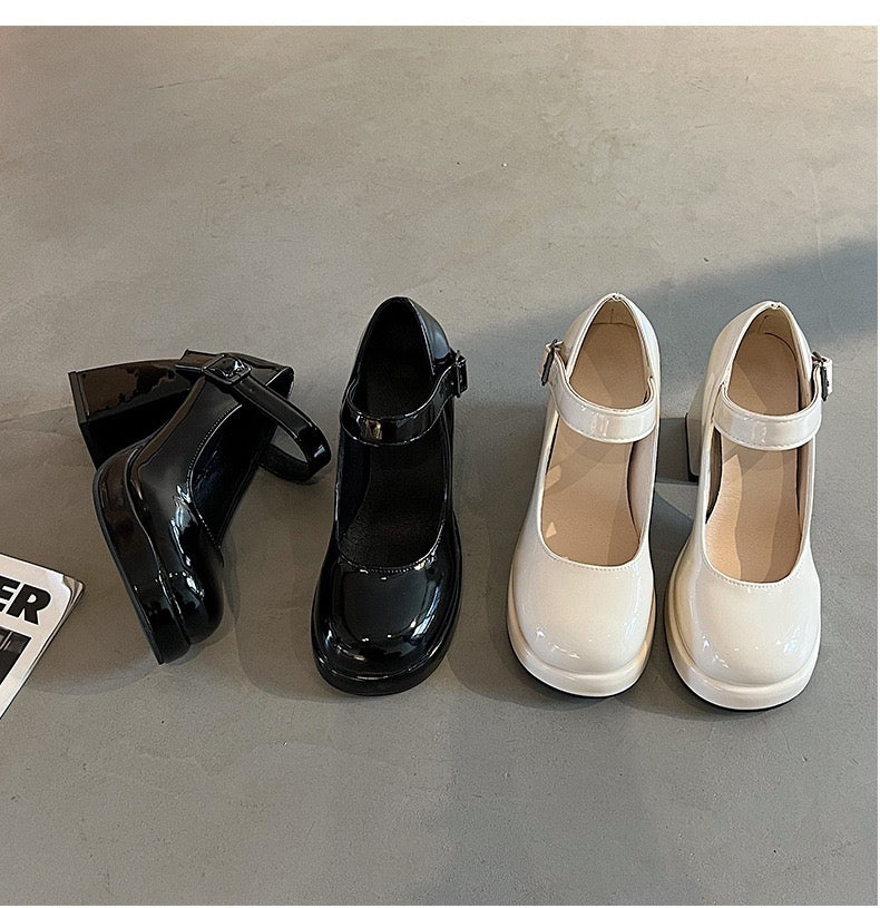 حذاء ماري جين بكعب 9 سم