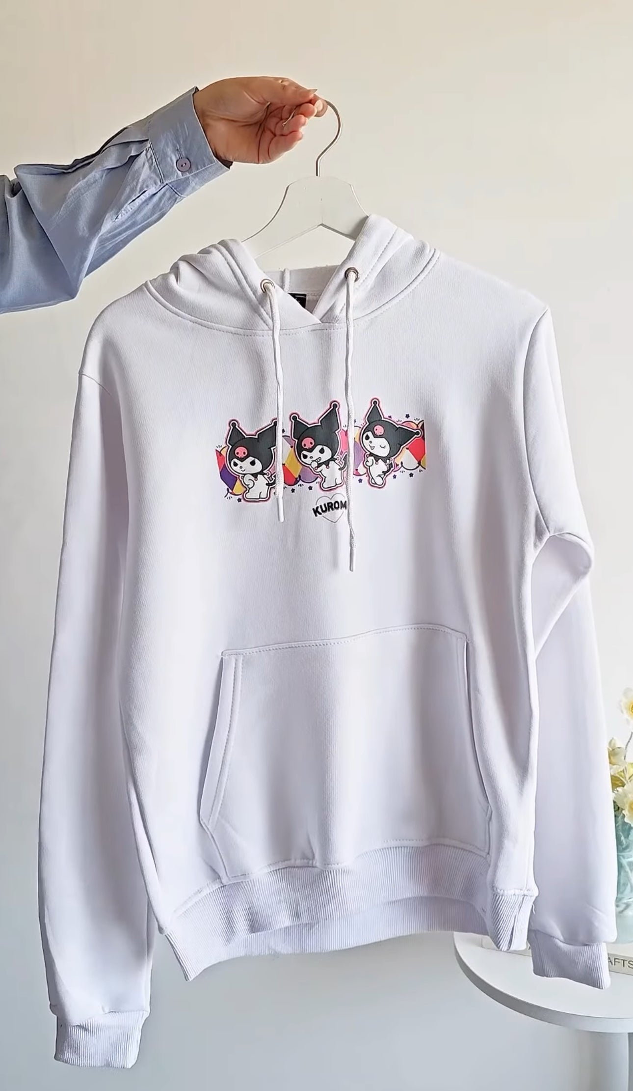 هودي كورومي أبيض