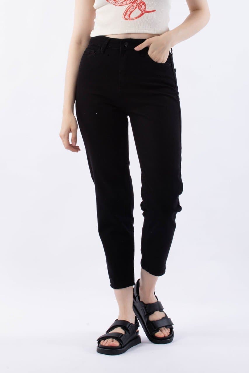 Black Mom Jeans - مـوها ستـور