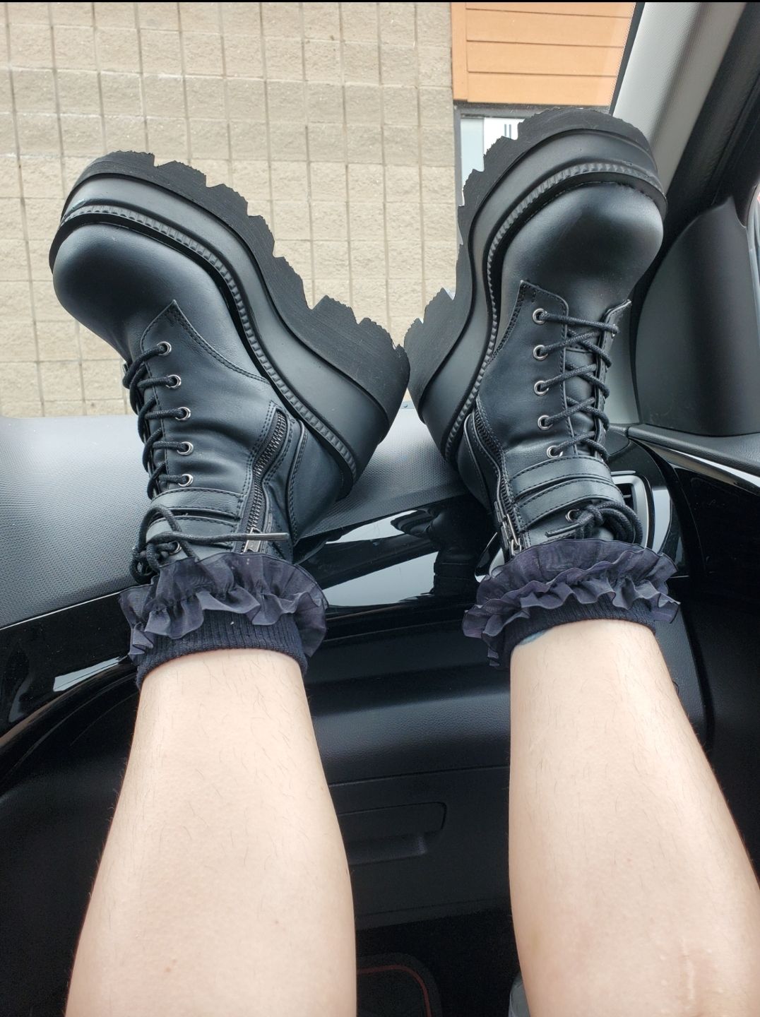 Super Chunks Leather Ankle Boots - مـوها ستـور