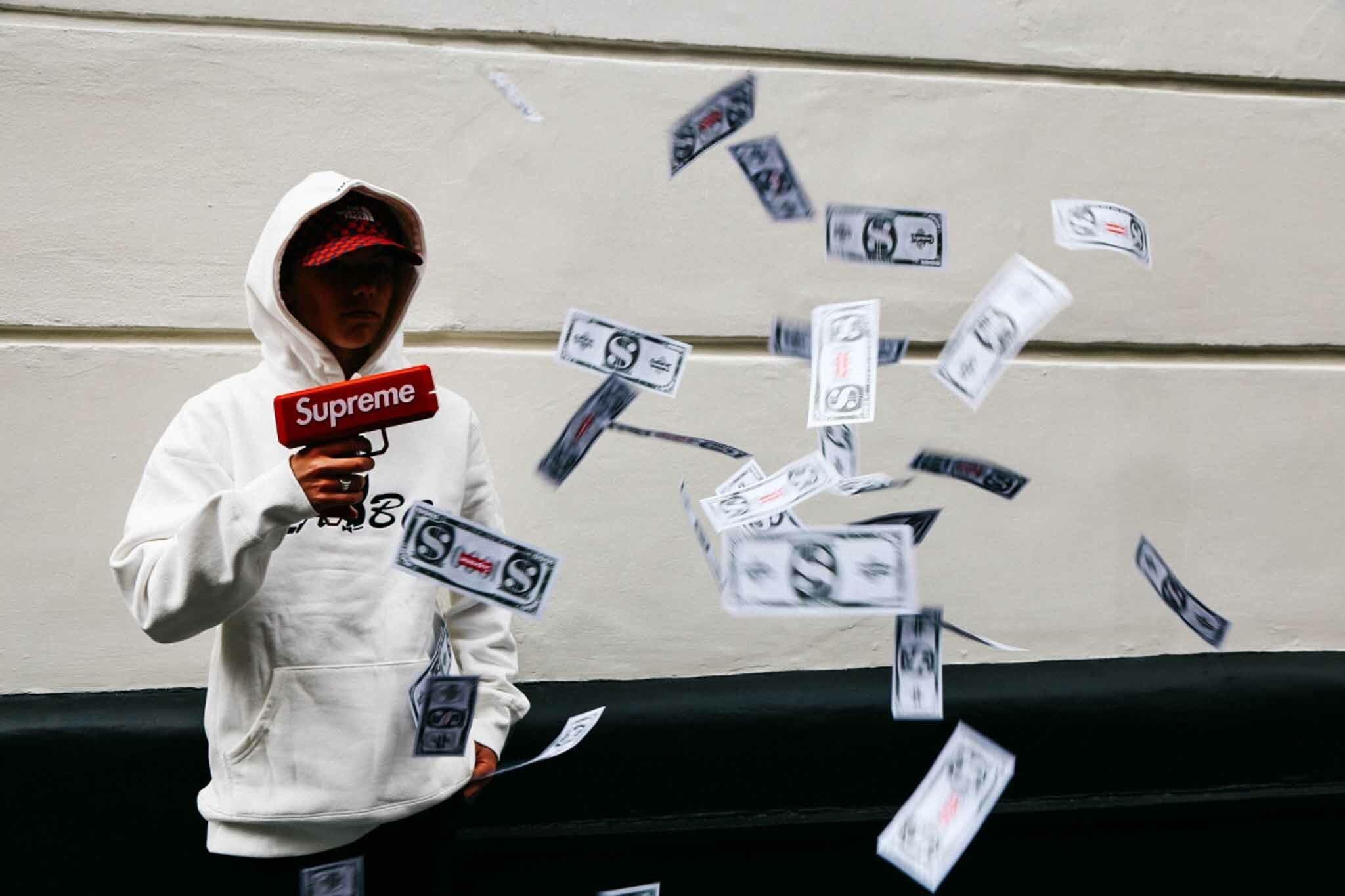 Supreme Money Gun - مـوها ستـور