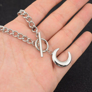 ‏Punk style simple moon OT buckle necklace - مـوها ستـور